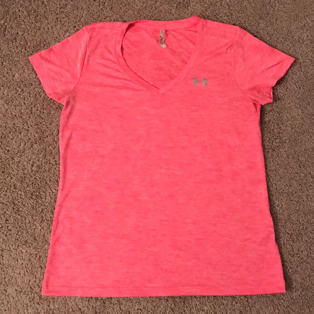LAST CALL Under Armour Tee